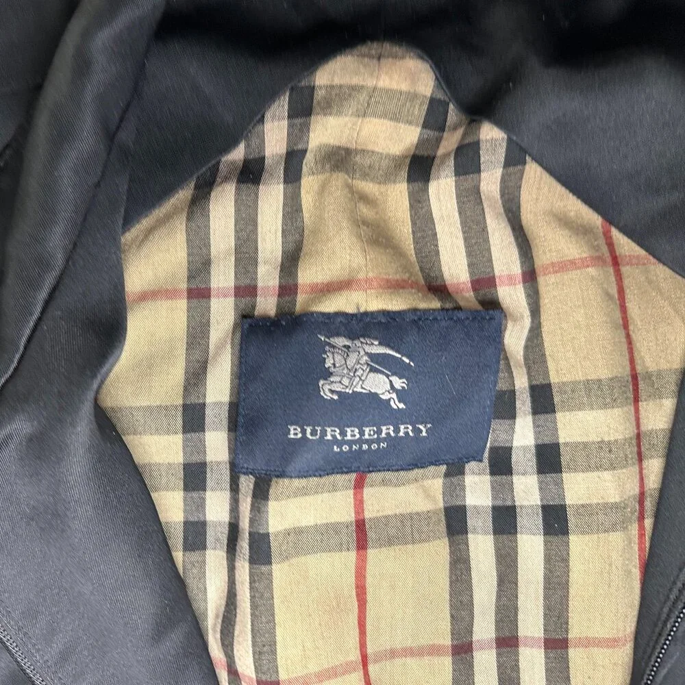 Burberry Nova Check Lined Bomber Jacket – Black Medium 8.5/10 Condition - Picture 6 of 12